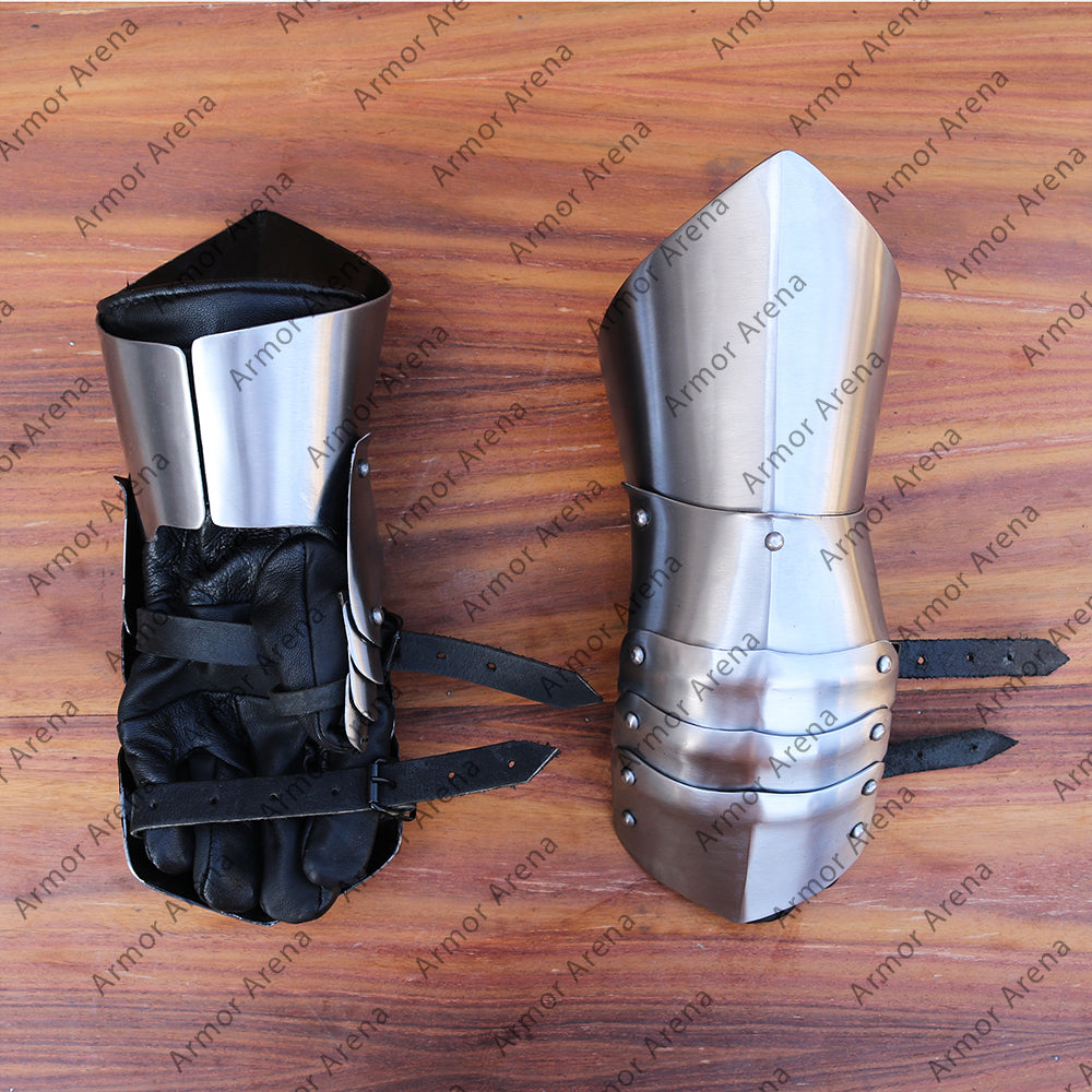 Medieval Mittens