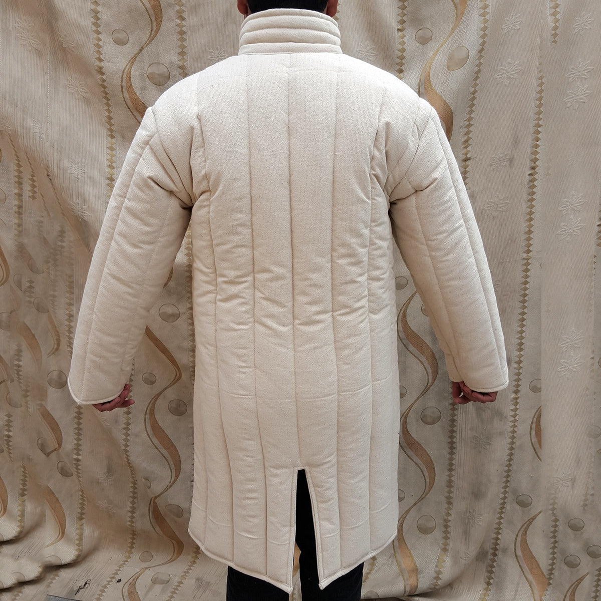 Long Sleeves Gambeson with Leather Front Closing
