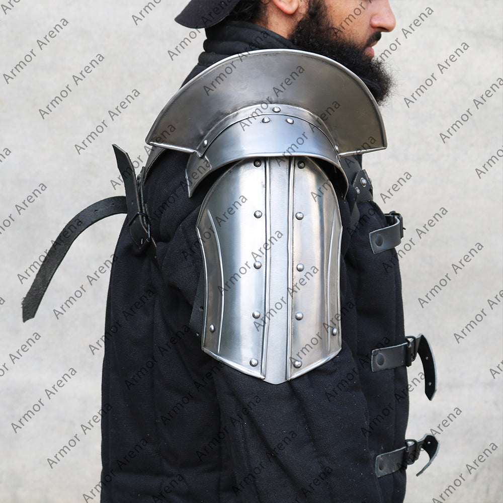 Medieval Singal Pauldron