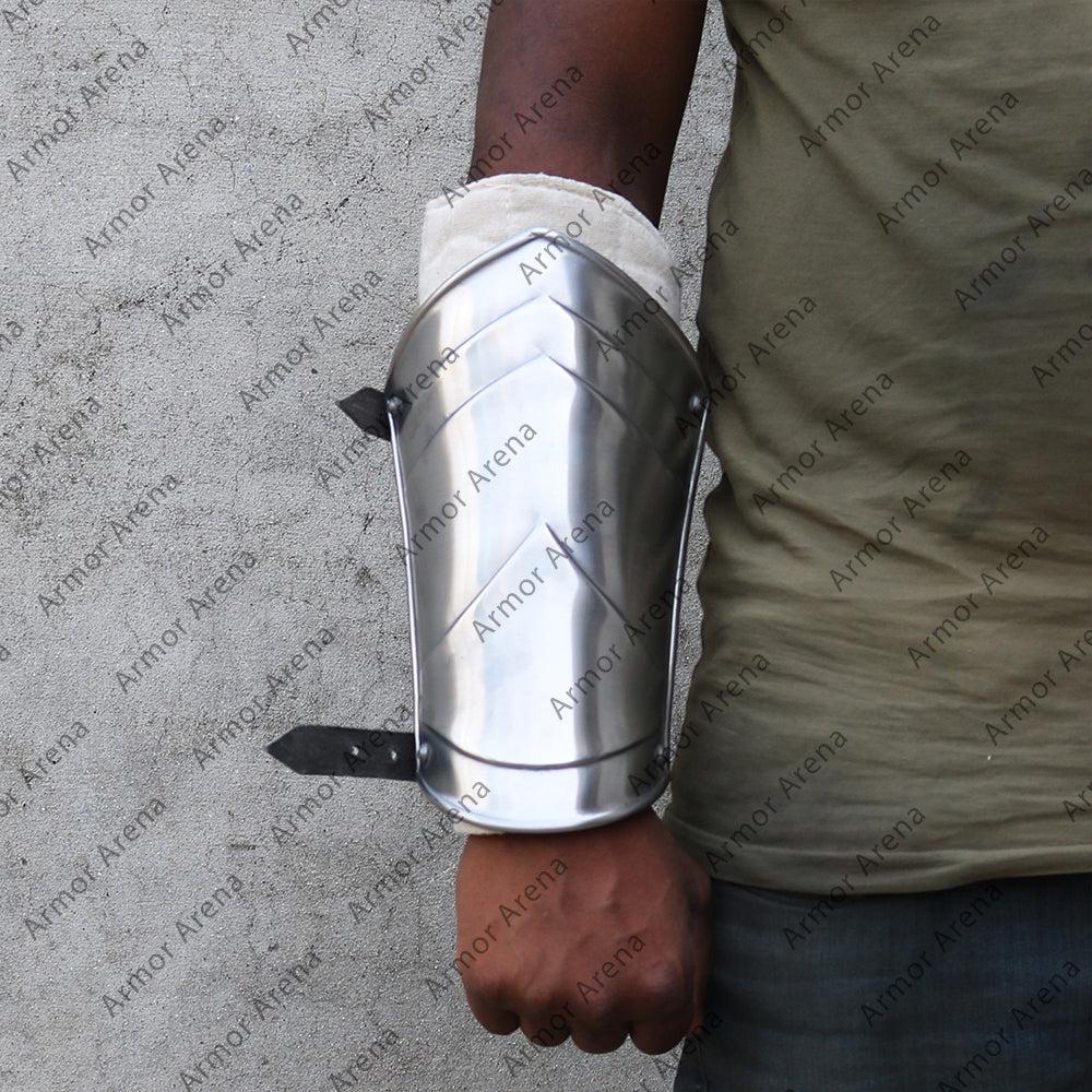 Battler Steel Bracers