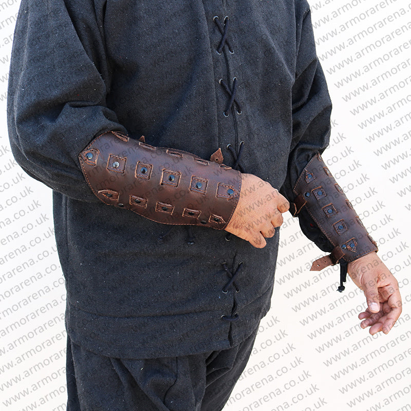 Giotto Leather Bracers