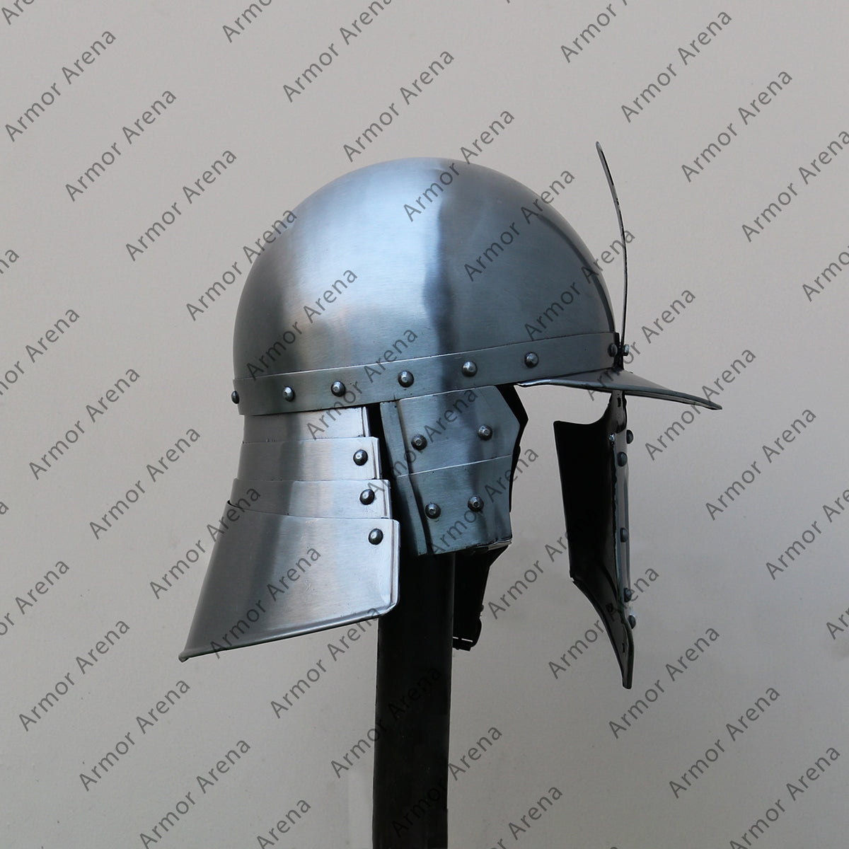 Lobster Tailed Pot Helmet