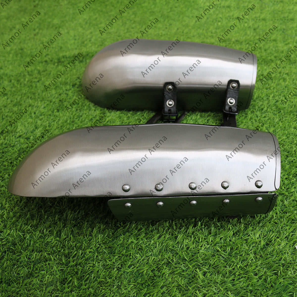 Char Aina Bazu Band (Arm Guard)
