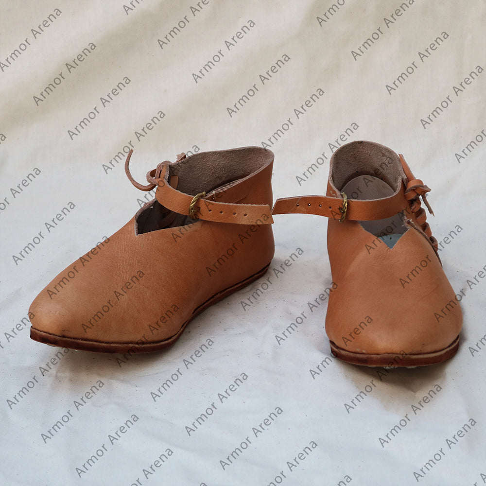 Buckle Low Shoes