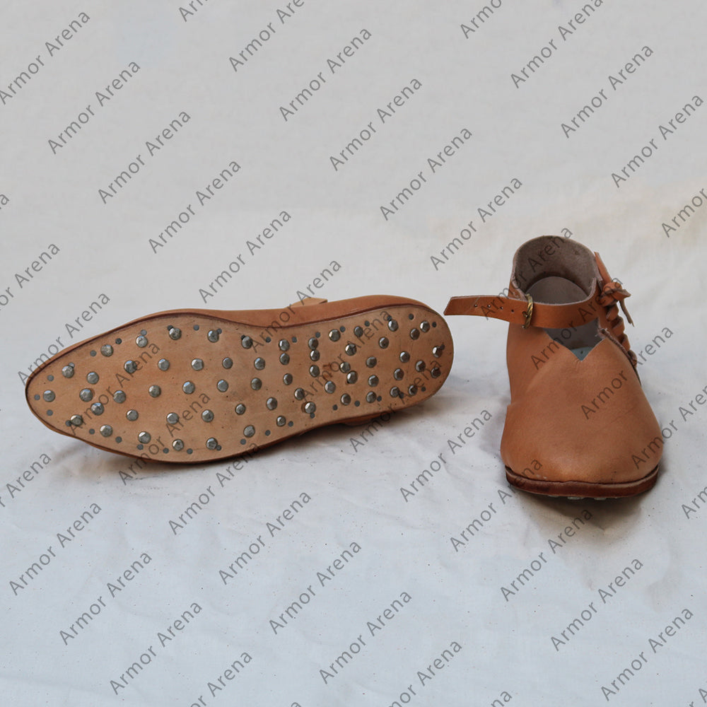 Buckle Low Shoes