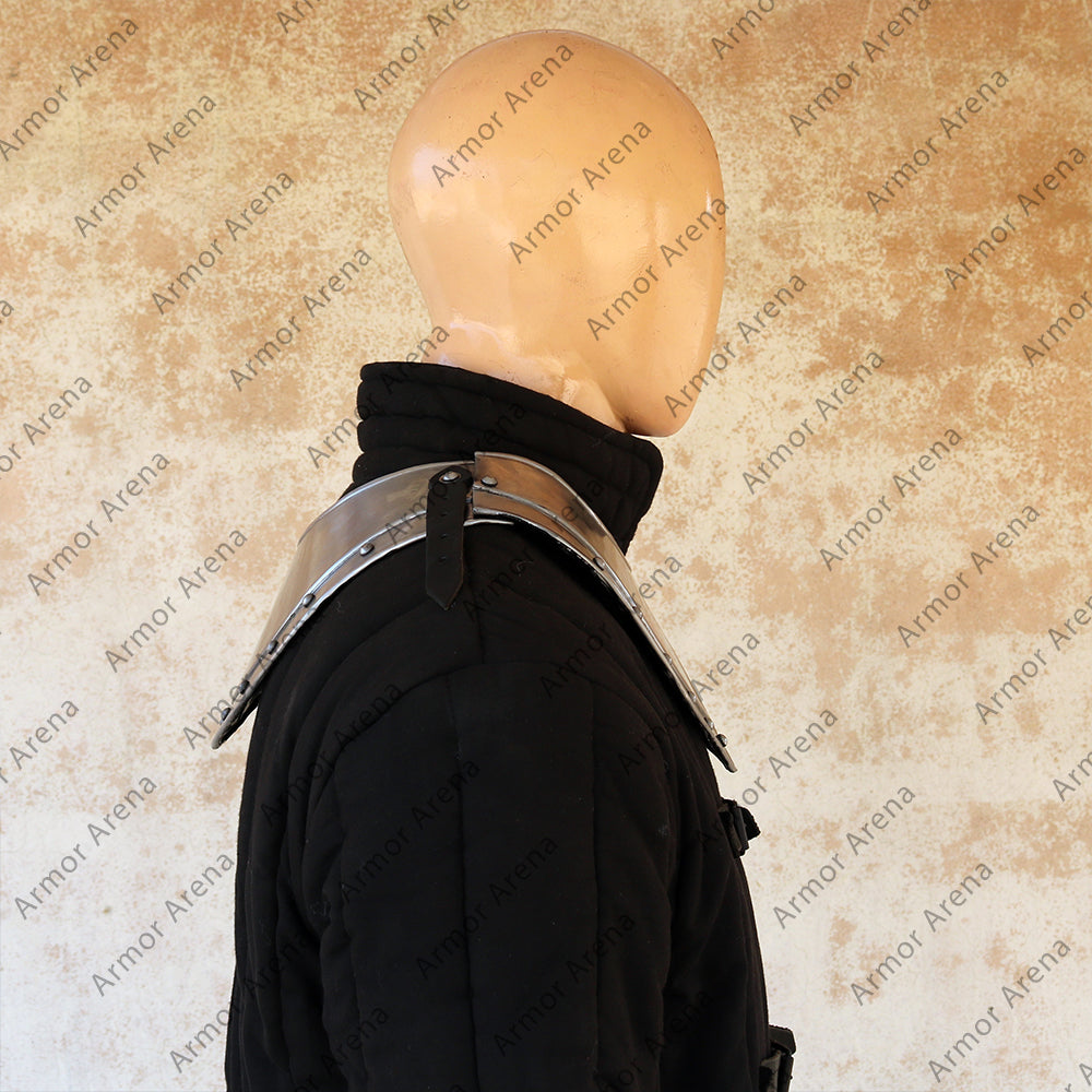 Gorget Neck