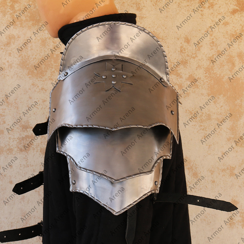 Cross Maltese Shoulders with Sword Breaker