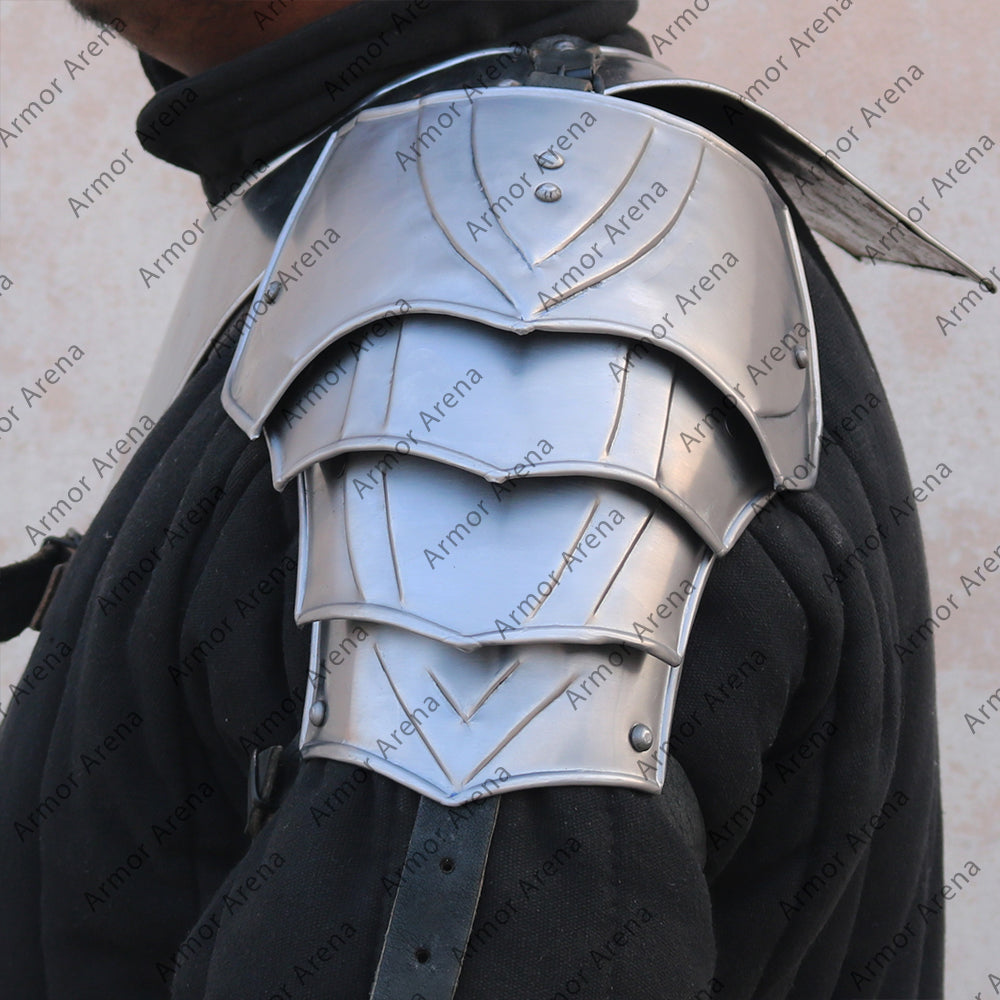 Vaan Shoulders