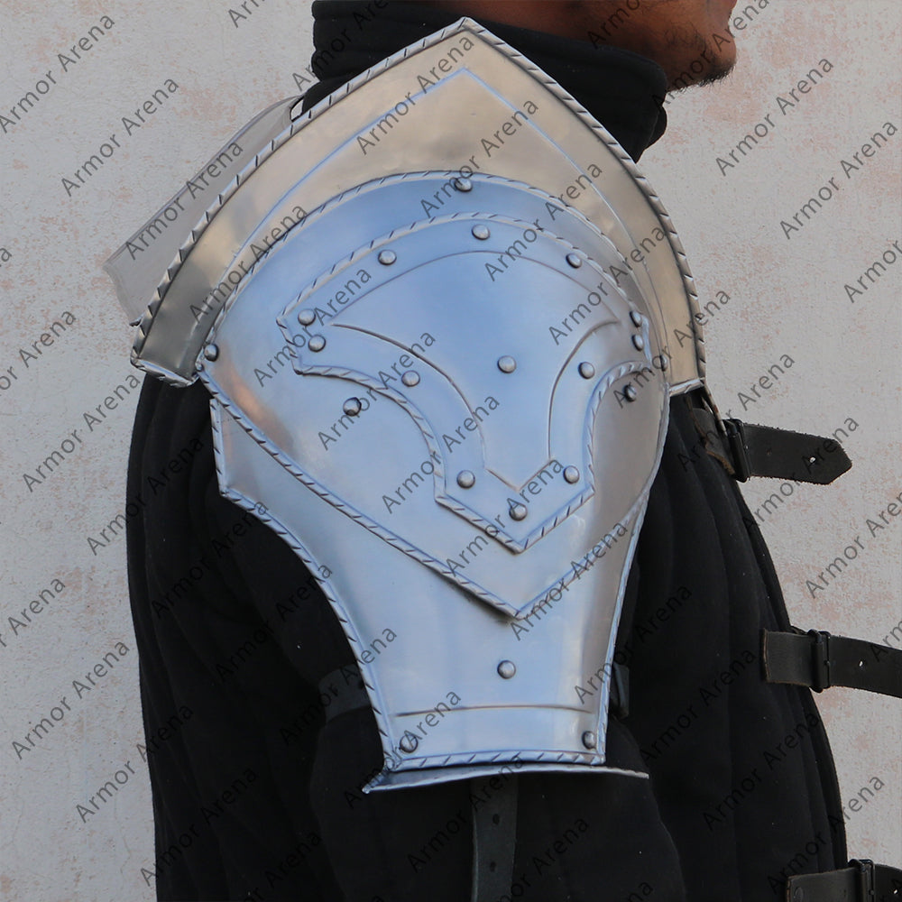 Battler Shoulders