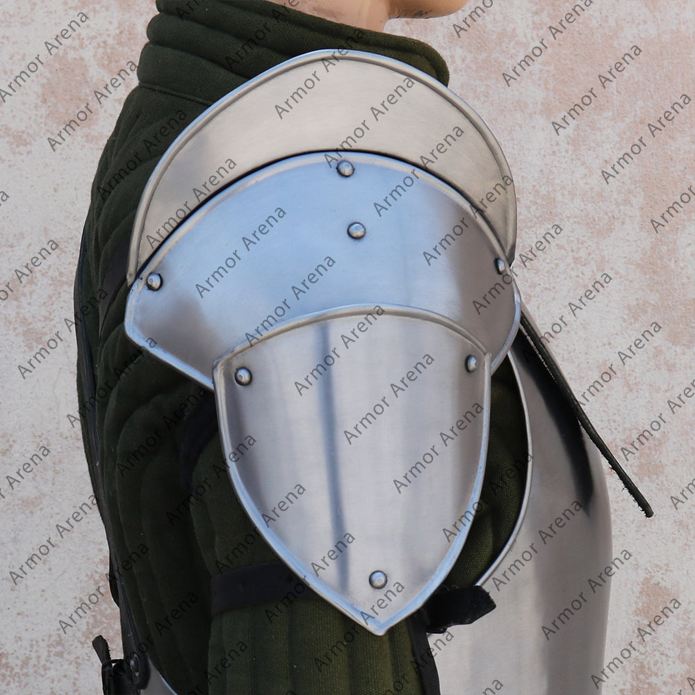 Hida Shoulders