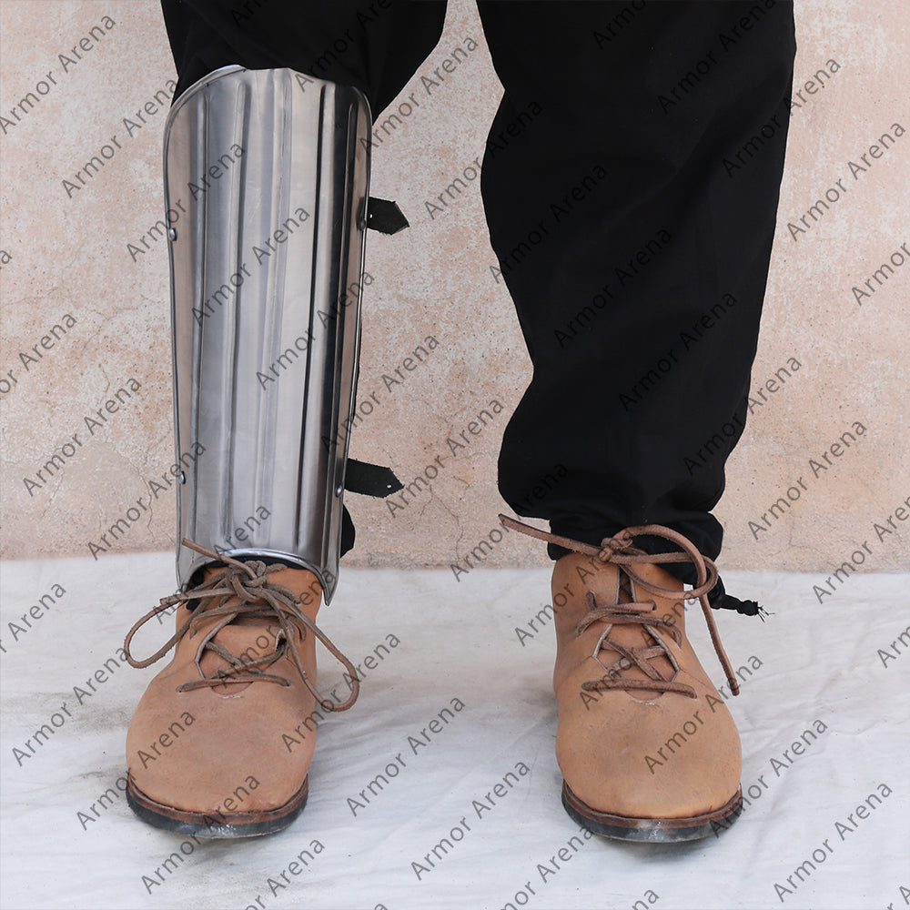 Vaan Steel Greaves