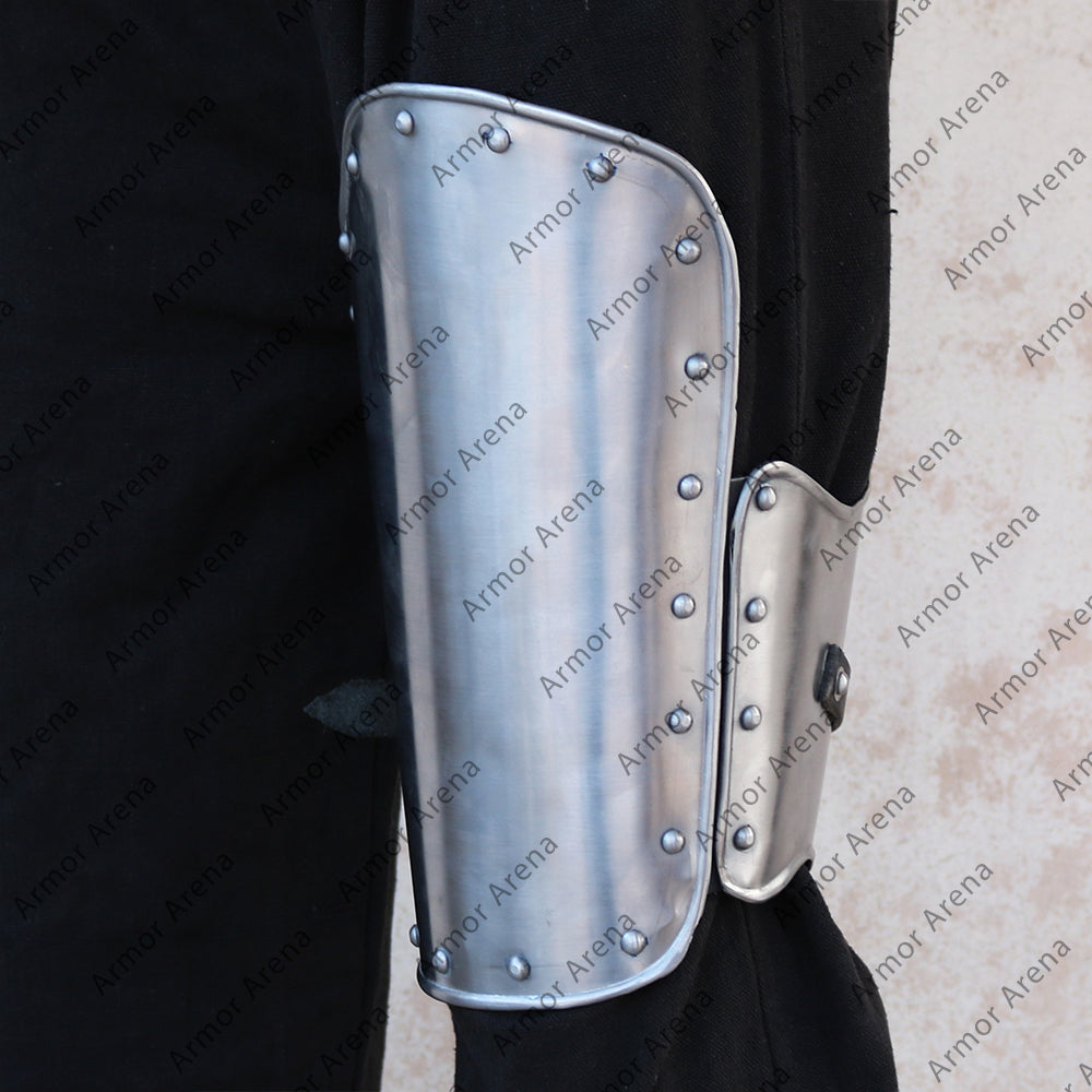 Paladin Thigh Guard