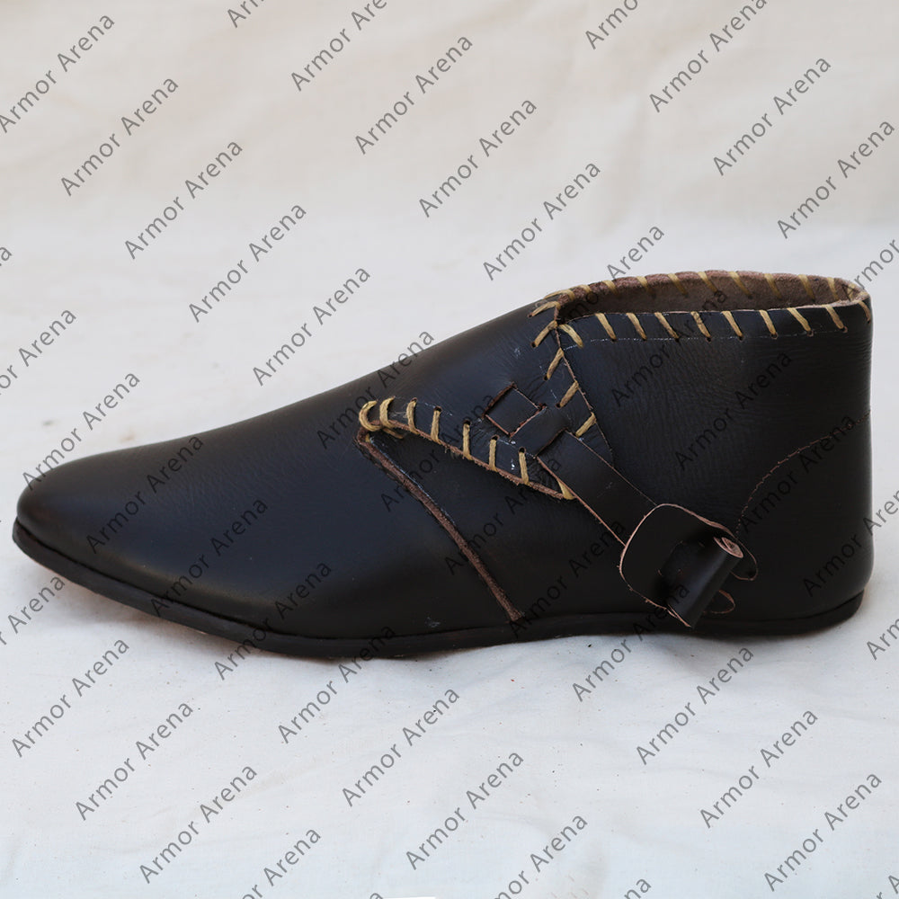 Viking Shoes with One Toggle